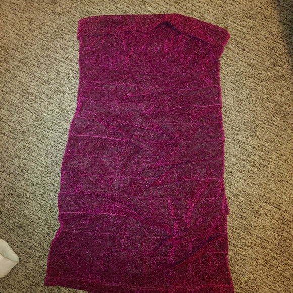 Hot pink sparkly strapless dress - Picture 3 of 3